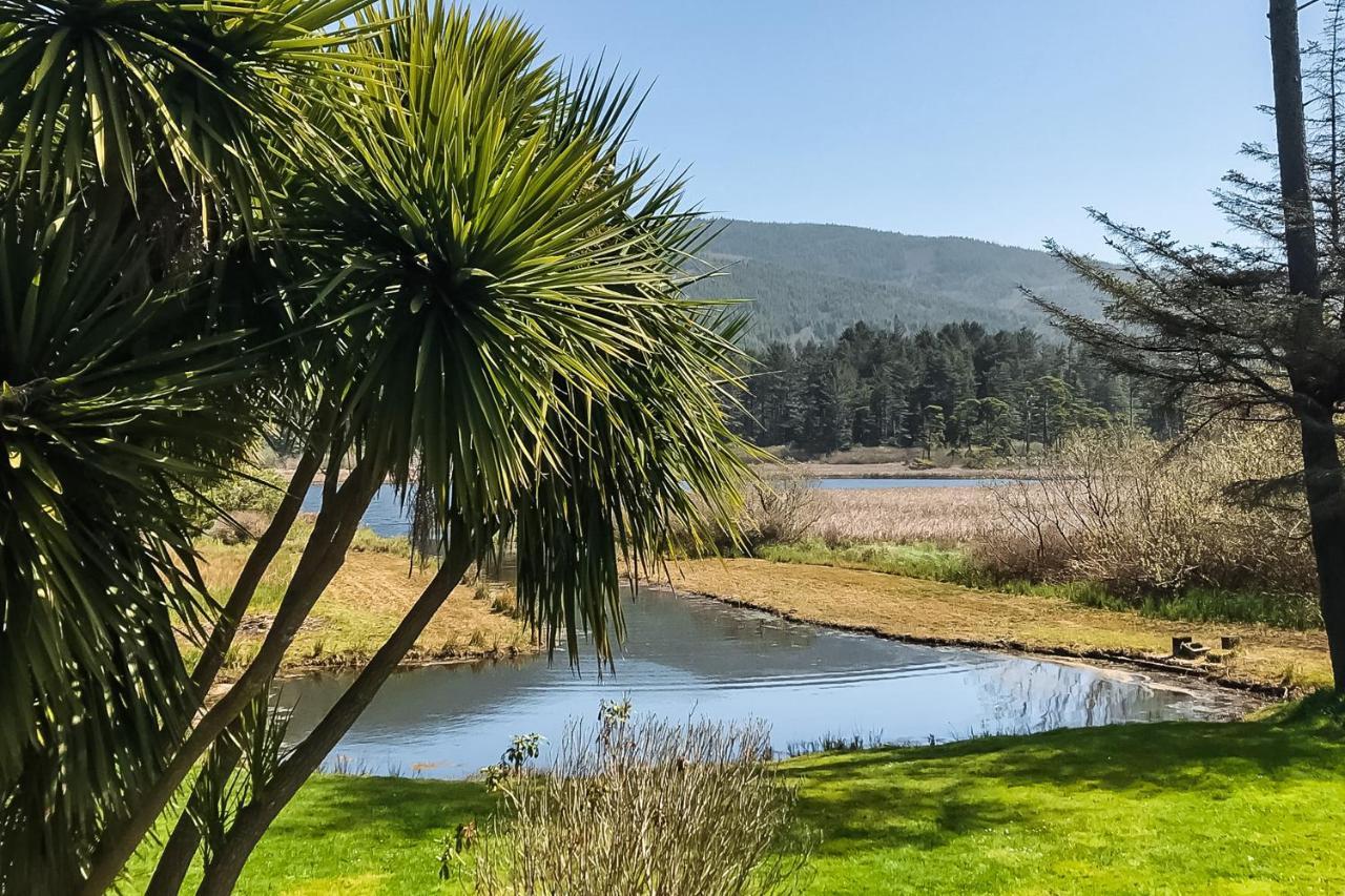 Crescent Lake Lookout Rockaway Beach Buitenkant foto